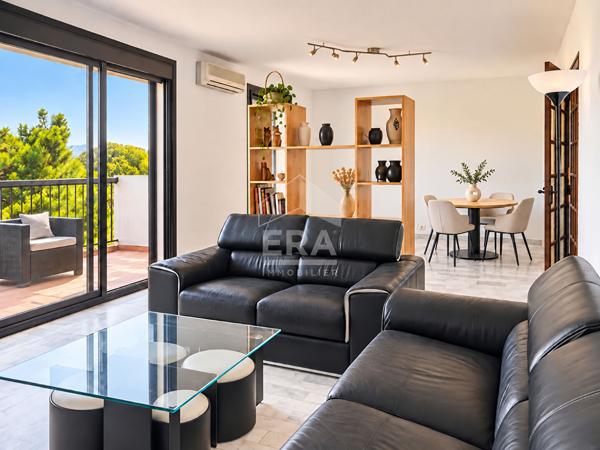 DERNIER ÉTAGE - T4 103 m² - 2 STATIONNEMENTS