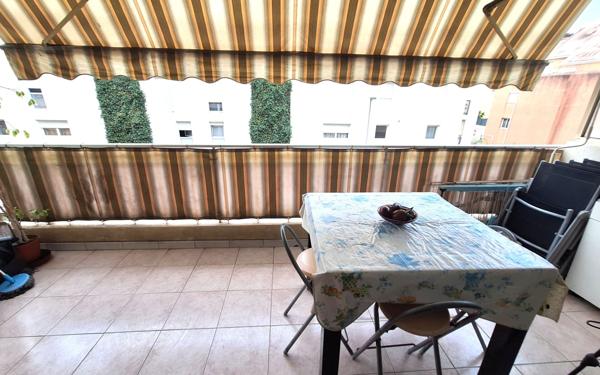 Appartement à vendre    3 pièces • 63 m2 Saint-Laurent-du-Var