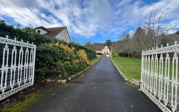 Maison à vendre    6 pièces •  Étréchy