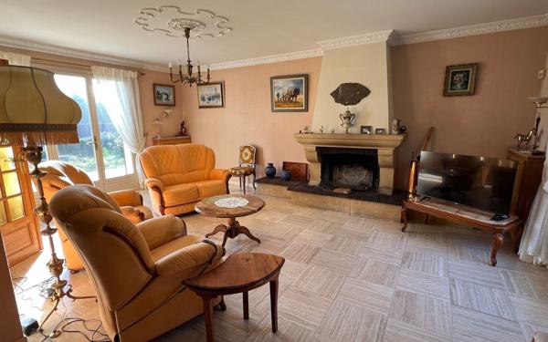 Maison à vendre    6 pièces •  Étréchy