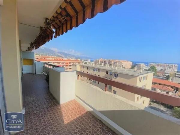 Appartement à louer 5 pièces 93.75m²