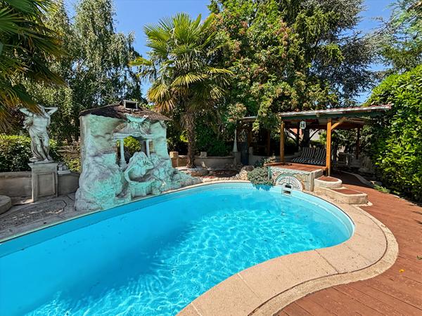 Maison 7 chambres, 185m² avec piscine sur Saint-germain les Arpjaon !!