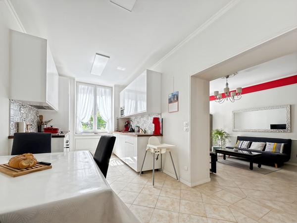 Appartement /Maison Jouy Le Moutier village 5 pièce(s) 90 m2