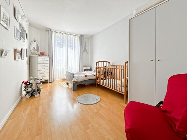 Appartement /Maison Jouy Le Moutier village 5 pièce(s) 90 m2