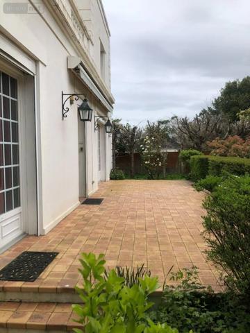 Achat - Maison Issoudun 36100 10 pièces 238 m 2 2960 m 2