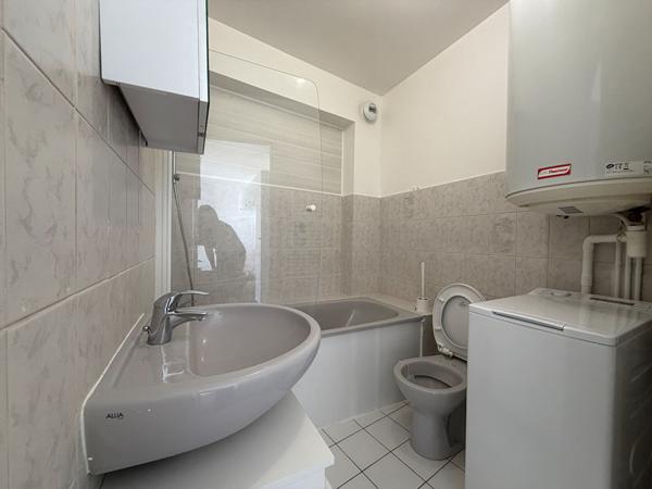 Studio meublé 22,18 m² avec balcon et parking à Dammarie-les-Lys
