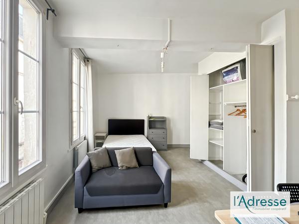 Charmant studio très lumineux d'environ 35 m²