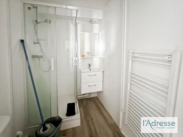 Charmant studio très lumineux d'environ 35 m²