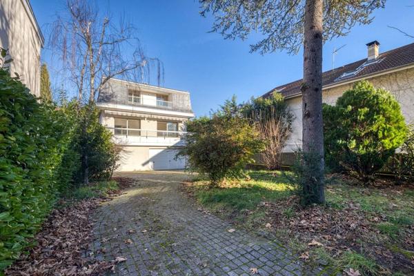 Maison Corenc Montfleury 207 m² - 5 chambres + bureau