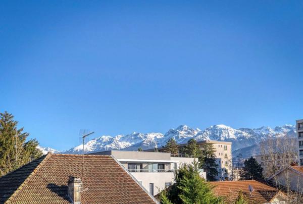 Maison Corenc Montfleury 207 m² - 5 chambres + bureau