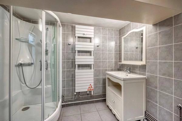 Maison Corenc Montfleury 207 m² - 5 chambres + bureau