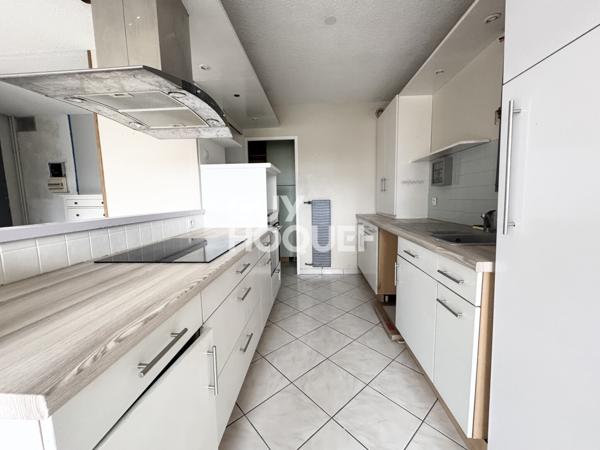 APPARTEMENT À VENDRE DE 5 PIÈCES DE 94,87 M²