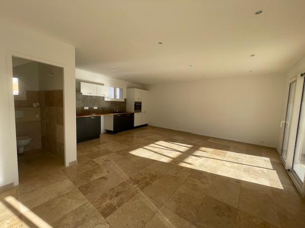 Trans-en-Provence (83720) TRANS-EN-PROVENCE – Maison traditionnelle type 4 pièces vendue louée (bail jusqu’en mars 2027)