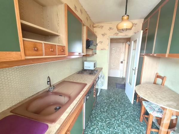 Appartement F4 à vendre  4 pièces - 67 m 2   CRETEIL  - 94