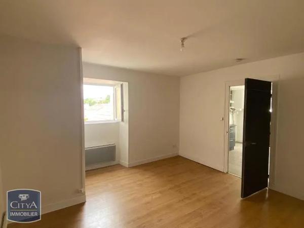 Appartement à louer 2 pièces 32.68m² Périgueux (24000)
