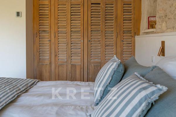 EXCLUSIVITÉ – PROCHE SAINT-REMY-DE-PROVENCE – MAS DU XVIIIe SIÈCLE _ 350 m2 _ 6 chambres