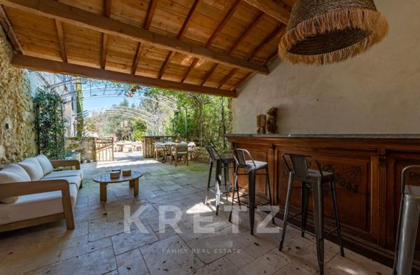 EXCLUSIVITÉ – PROCHE SAINT-REMY-DE-PROVENCE – MAS DU XVIIIe SIÈCLE _ 350 m2 _ 6 chambres