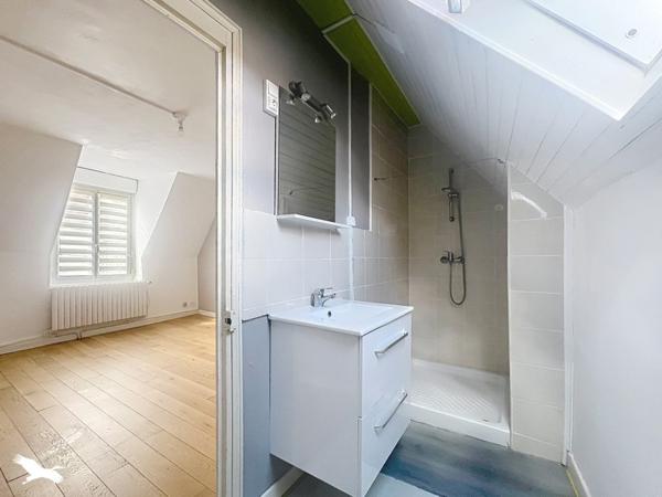 Maison à vendre 75 000 € Saint-Amand-Montrond 3 p 72 m² DPE D