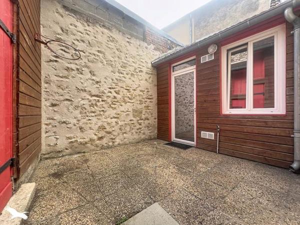 Maison à vendre 75 000 € Saint-Amand-Montrond 3 p 72 m² DPE D