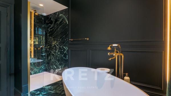 Propriété rare à Dinan — Hôtel particulier, gîte et longère de prestige