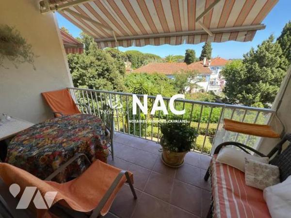 Charmant studio avec coin nuit de 27m² à vendre avec cave et parking