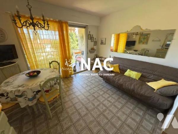 Charmant studio avec coin nuit de 27m² à vendre avec cave et parking