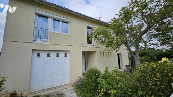 A vendre à VALENCE-EN-POITOU, COUHE (86700), Un pavillon de 121m² au sein d'un terrain de 450m²