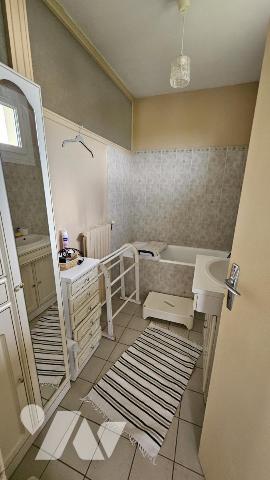 A vendre à VALENCE-EN-POITOU, COUHE (86700), Un pavillon de 121m² au sein d'un terrain de 450m²