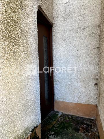 Achat immeuble Saint-Martin-d'Estréaux - 165 m² - 85 000 €