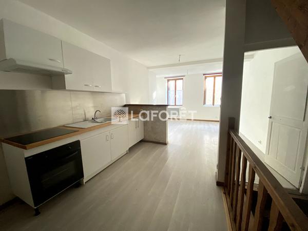 Achat immeuble Saint-Martin-d'Estréaux - 165 m² - 85 000 €