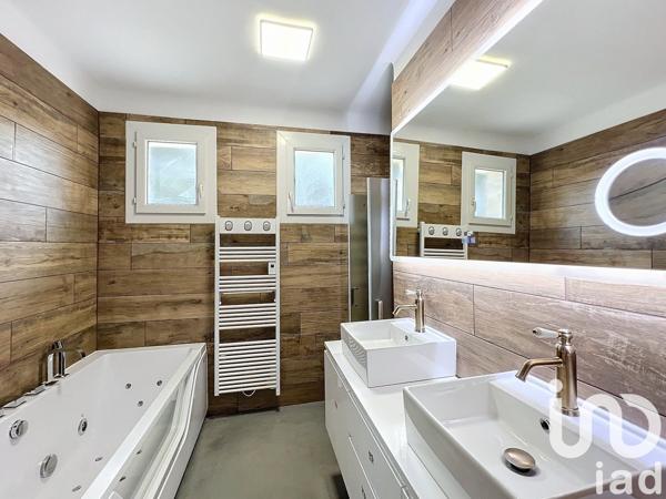 Maison à vendre 5 pièces 121 m² Malaucène