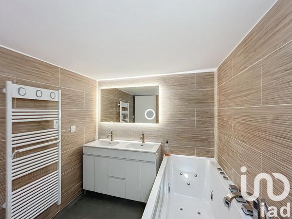 Maison à vendre 5 pièces 121 m² Malaucène