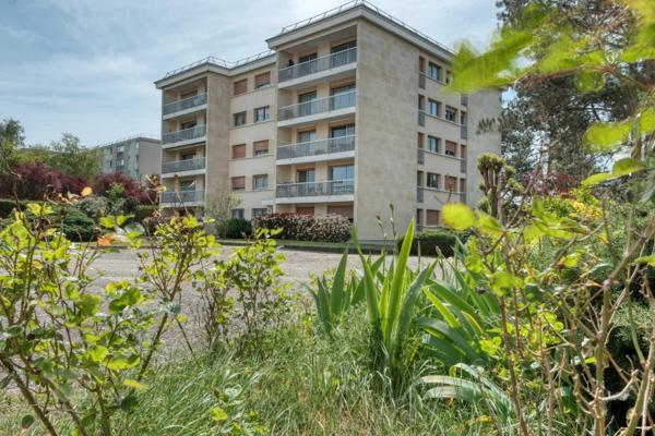Dpt Yvelines (78), à vendre Appartement 3 pièces, 92m2 à RAMBOUILLET (78)