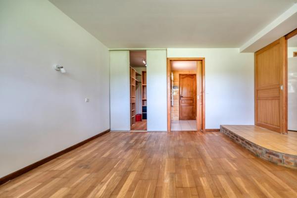 Dpt Yvelines (78), à vendre Appartement 3 pièces, 92m2 à RAMBOUILLET (78)