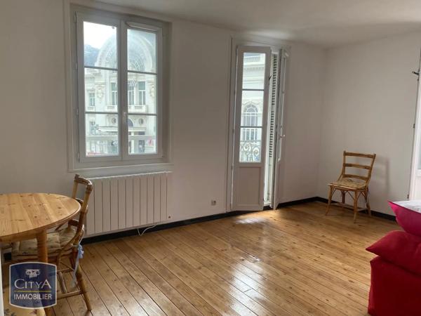 Appartement à louer 1 pièce 23.97m² Trouville-sur-Mer (14360)