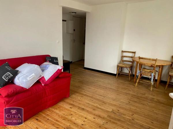 Appartement à louer 1 pièce 23.97m² Trouville-sur-Mer (14360)
