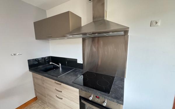 Maison à louer    4 pièces • 85 m2 Saint-Léonard-de-Noblat