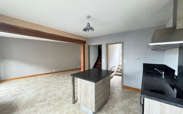 Maison à louer    4 pièces • 85 m2 Saint-Léonard-de-Noblat