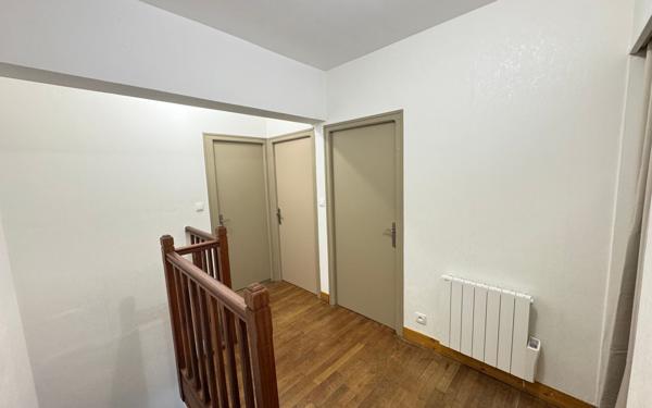 Maison à louer    4 pièces • 85 m2 Saint-Léonard-de-Noblat