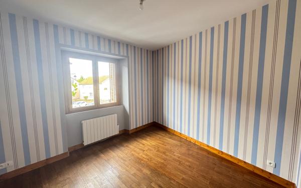 Maison à louer    4 pièces • 85 m2 Saint-Léonard-de-Noblat