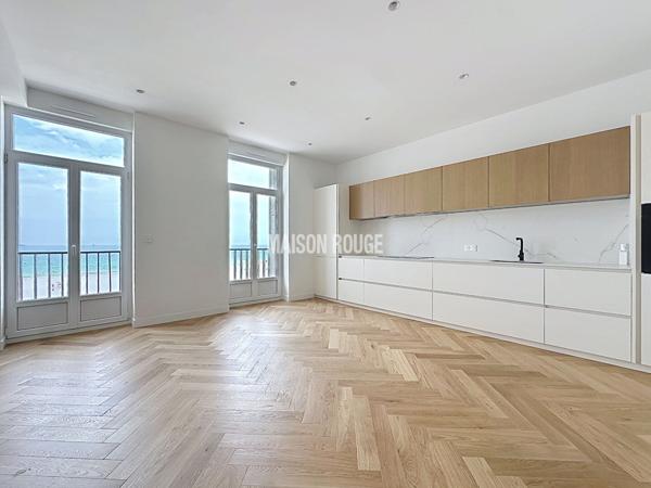 Appartement d'exception - 98 m² - Front de mer sur le Sillon - Vue mer panoramique