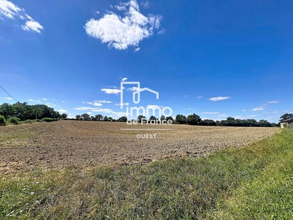 Terrain à vendre à Évron (53600)