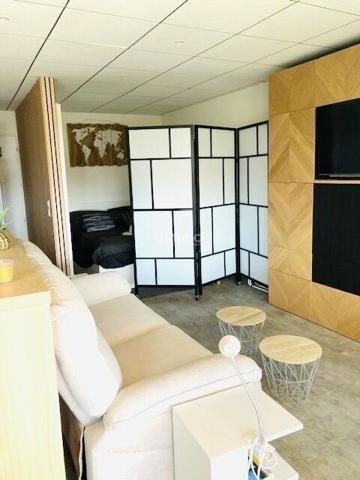 Investisseurs ou 1er achat : studio terrasse en dernier étage