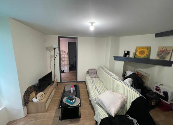 Immeuble à vendre    4 pièces •  Mont-de-Marsan