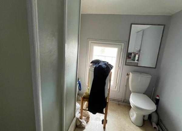 Immeuble à vendre    4 pièces •  Mont-de-Marsan