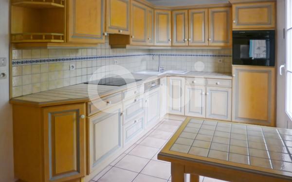 Maison à louer    5 pièces •  Senlis