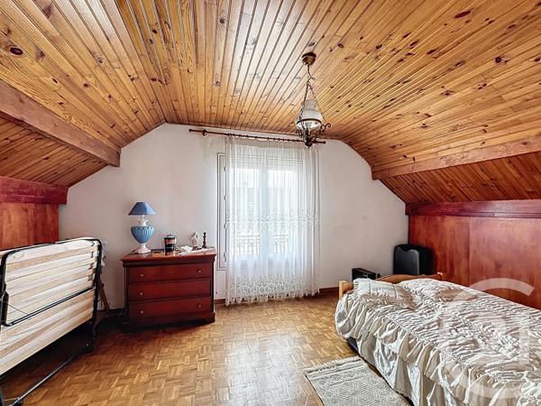Maison à vendre  4 pièces - 79,32 m 2   CHOISY LE ROI  - 94