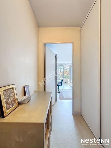 GRAND STUDIO 31m2 - NON MEUBLÉ - PARKING - LOCAL VÉLO