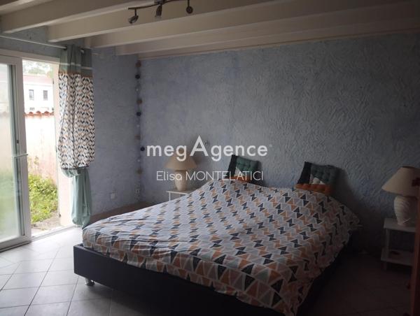 Maison à LES EGLISOTTES-ET-CHALAURES, 33230 - 8 pièces 225m²