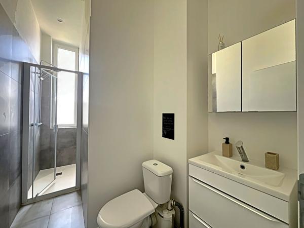 17200 ROYAN Charmant appartement rénové au dernier étage, à deux pas de la plage de Foncillon